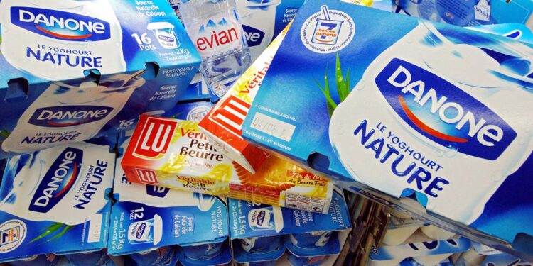 Danone: utile 2025 impattato da oneri e svalutazioni, bene le vendite