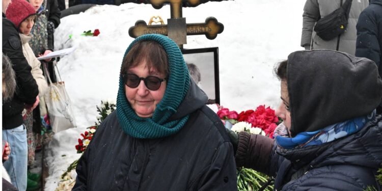La madre di Navalny chiede giustizia: “Sapevamo che era stato assassinato”