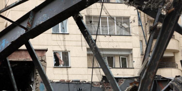 Tv Al Araby riferisce che sua sede a Teheran è stata colpita in un raid