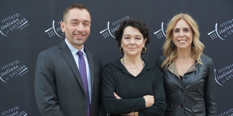 Guerritore a Los Angeles: “Anna Magnani parla alle attrici di oggi: non omologatevi”