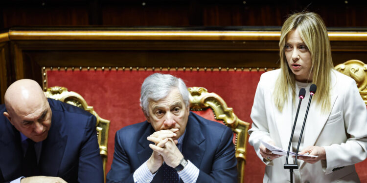 Meloni: ‘I giudici revocano il trasferimento in Albania anche a chi stupra i minori’