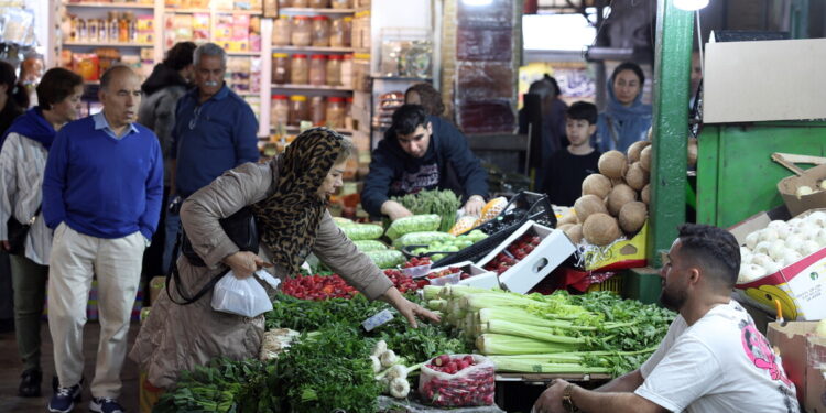 Media, nella notte un raid colpisce l’università di Teheran