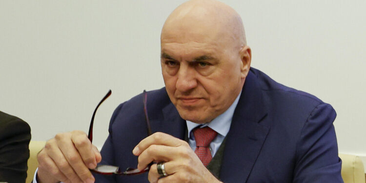 Crosetto: ‘Sull’utilizzo delle basi Usa in Italia valgono i trattati’