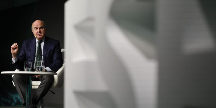 Guindos (Bce), ‘attenzione ad un’amplificazione dello shock energetico’