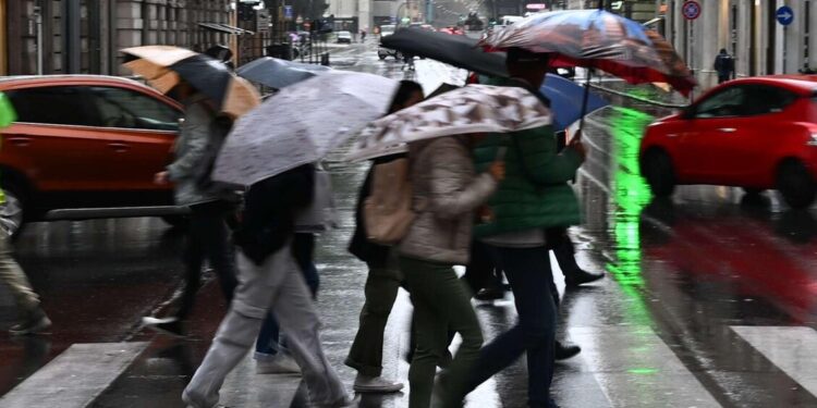 La perturbazione si sposta sul basso Mediterraneo e ci resterà per più giorni