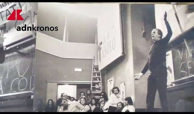 Dario Fo, nelle immagini inedite di Bordoni l’attivismo politico del Nobel nel 1974
