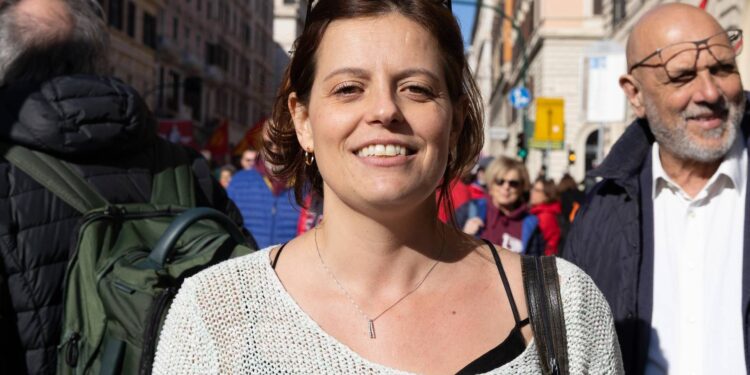 Controllo a Ilaria Salis, ecco come funzionano le segnalazioni alla banca dati di Schengen