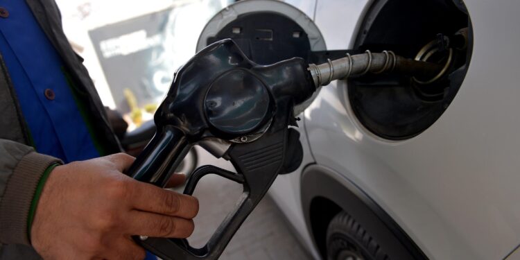 Guerra in Iran, perché il prezzo del petrolio non è salito a 100 dollari al barile