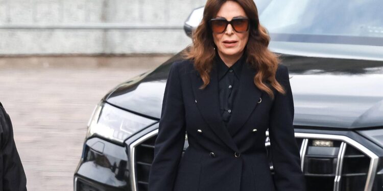 La sfida di Santanchè: altro che dimissioni, oggi al lavoro al ministero – GUARDA IL VIDEO