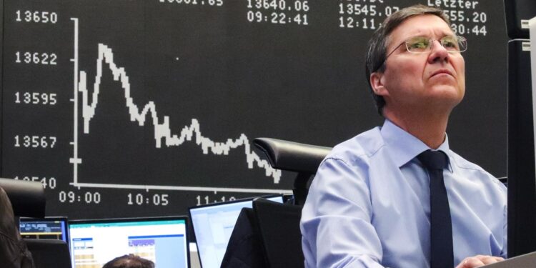 Spread Btp-Bund in calo a 70 punti, piazzati 13 miliardi di euro in Btp Valore