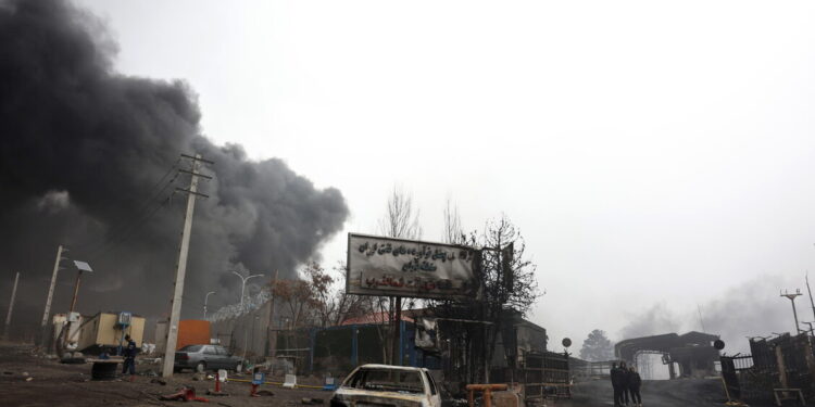 Idf, ‘colpito un impianto petrolchimico a Shiraz’