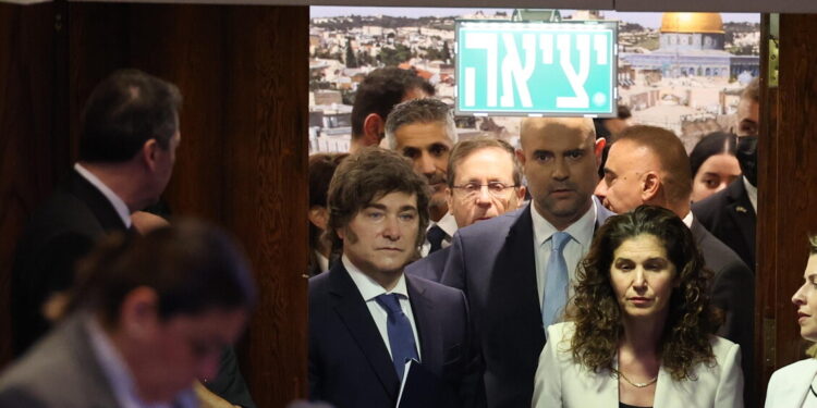 Milei premiato con la Medaglia d’onore da Israele la prossima settimana