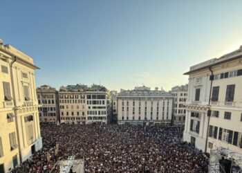 Genova, oltre 20mila presenze in piazza Matteotti per il dj set di Charlotte de Witte