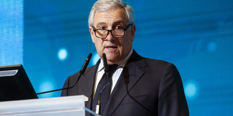 Tajani, ‘Italia fa sua parte per l’accordo, oggi l’ambasciatore Iran alla Farnesina’