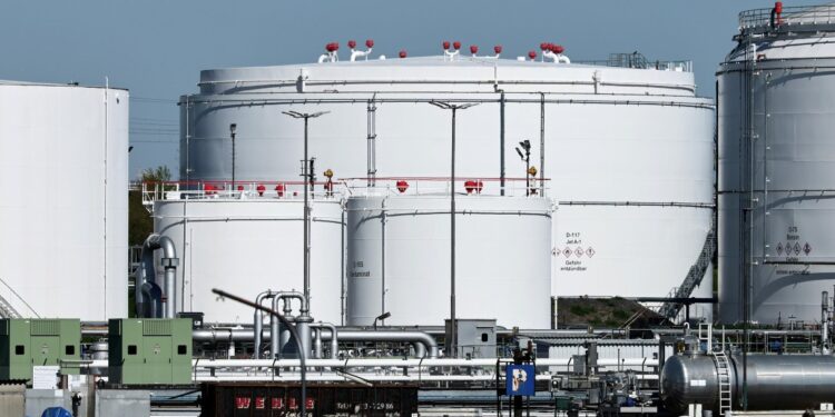 Quante scorte di gas restano all’Italia, rimane quasi il 44%: qual è l’obiettivo per ottobre