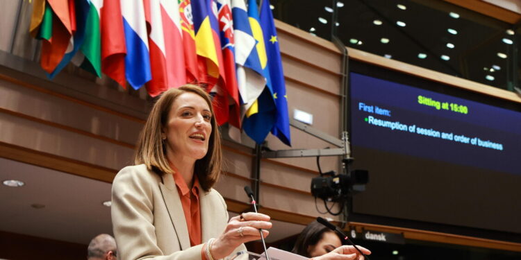 Metsola, ‘il Papa simbolo di coraggio, lo invito al Parlamento Ue’