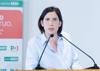 Schlein e i dubbi sulla tenuta del governo Meloni: “Senza visione, facciamoci trovare pronti”