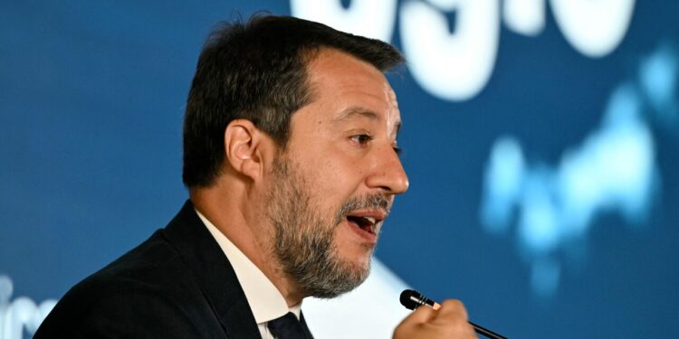 ‘Il Paese che si muove’, l’incontro al Meeting di Rimini con Salvini
