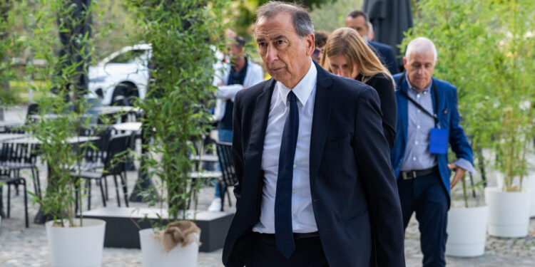 Il decreto non ancora al Colle. Sala: ‘Costretti a chiudere qualche scuola’