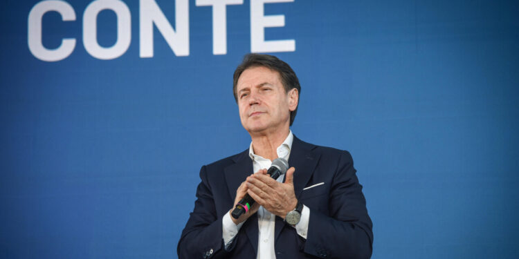 Conte chiude Nova 2026, attesa per il voto degli iscritti sul programma
