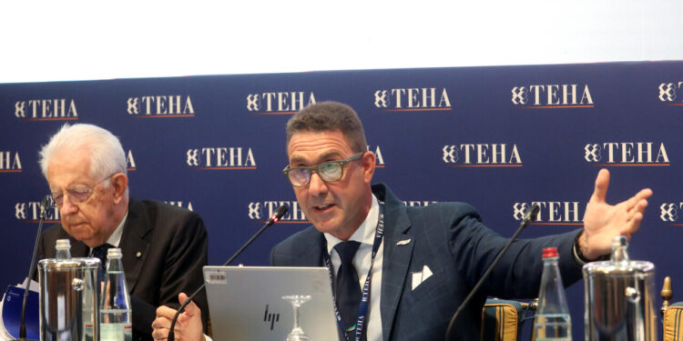 Scontro Monti-Vannacci, ‘combatterò la retorica fascista’