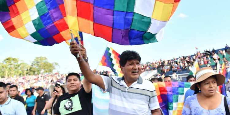 Bolivia, l’arresto di Evo Morales è una ‘priorità’ per la Polizia