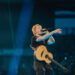 Ed Sheeran torna sul palco dopo la bufera e parla di Gaza: ‘Situazione ingiustificabile’