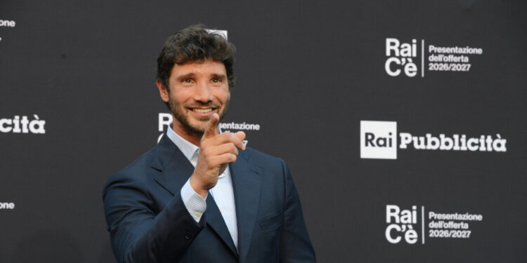 De Martino, la reunion dei Maneskin a Sanremo? ‘Ci sto lavorando, mi piacerebbe molto’