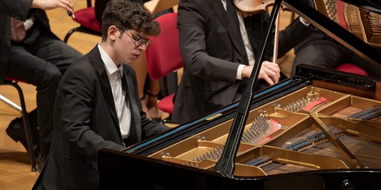 Ruben Xhaferi apre la stagione autunnale del Circolo della Musica di Bologna