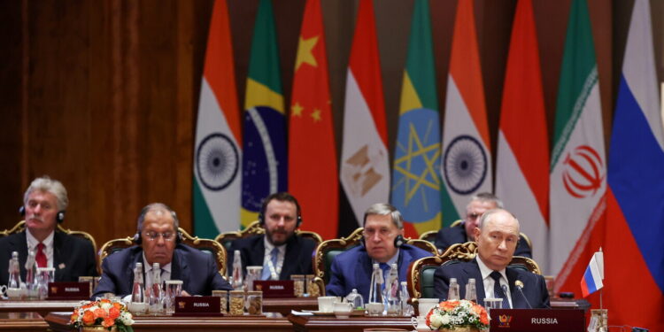 Mosca, ‘Modi e Xi hanno offerto di contribuire per porre fine a guerra in Ucraina’