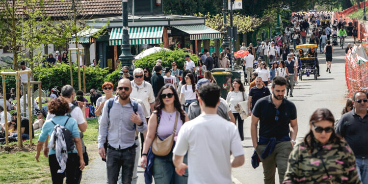 Stabilità e sole fino al weekend, poi le prime piogge