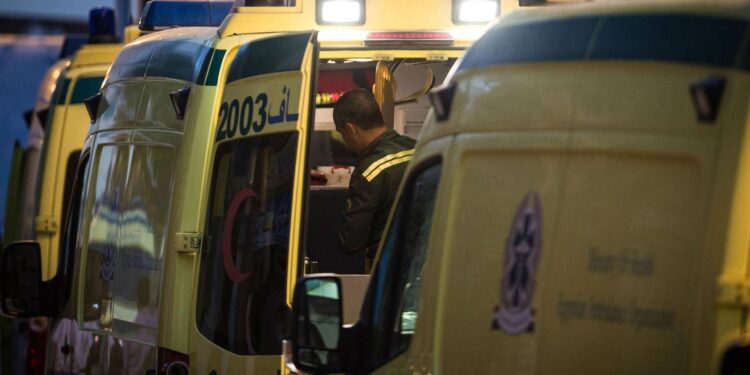 Egitto, autobus si ribalta: 16 morti nel Sinai