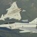 Caccia italiani della Nato abbattono drone in Lituania. Fregata russa lancia razzi vicino a elicottero danese