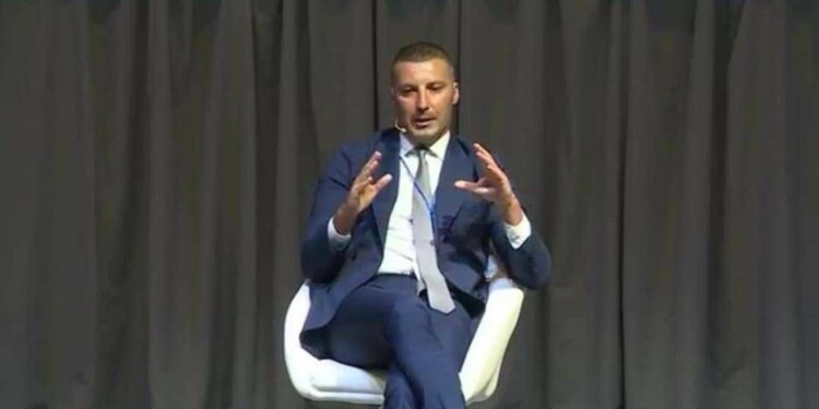 Meritocrazia Italia: “Politica ha perso la realtà, tre priorità per il Paese”