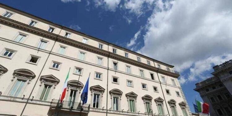 Addio bollo e tripletta flat tax, il ‘cantiere’ Manovra tra voto e risorse