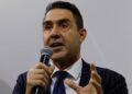 Sondaggio politico, Vannacci supera Forza Italia e Fratelli d’Italia cala
