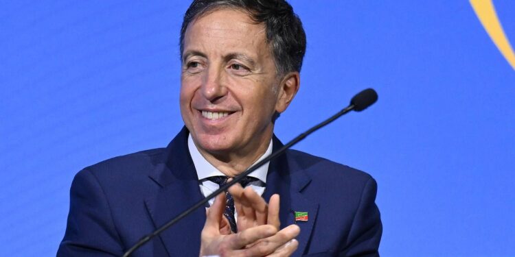 Suppletive, centrodestra esulta per Roscioli: “Vinto senza Vannacci”. Meloni: “Ci siamo imposti sul campo larghissimo”