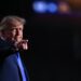 Usa, Trump rilancia: “500 dollari a un milione di americani truffati da Obamacare”
