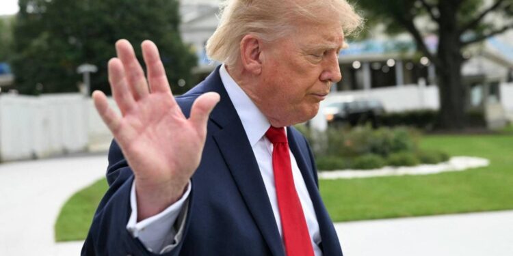 Trump contro la giornalista di Ms Now: “Stai zitta”
