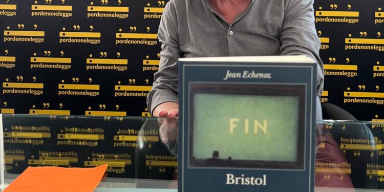 Jean Echenoz: ‘Nel romanzo porto il cinema, il movimento e il gusto per il fallimento’