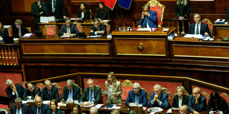 Meloni, se l’E3 pensa di far meglio sull’Ucraina almeno abbia un mandato ufficiale