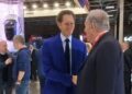 Elkann al Salone dell’Auto di Parigi, tappa allo stand di Byd