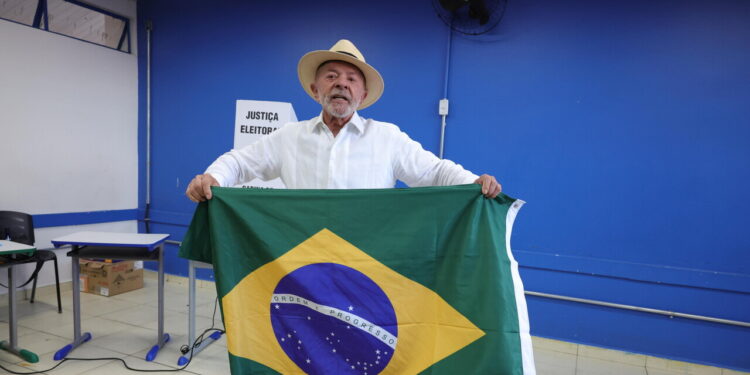 Lula, ‘non c’è motivo per cui non debba vincere al ballottaggio’