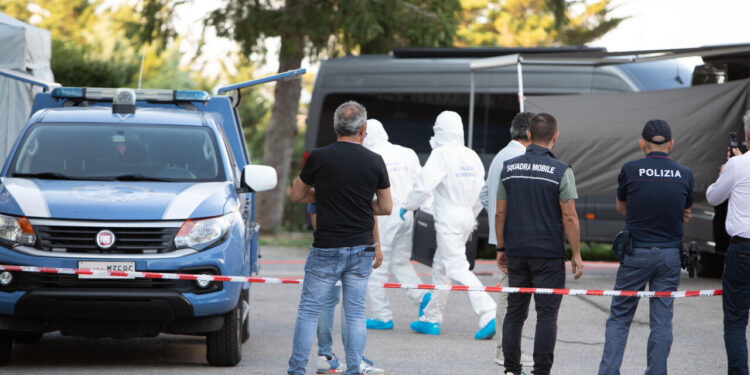 Morte avvelenate, disposta perquisizione nella scuola delle sorelle Di Vita