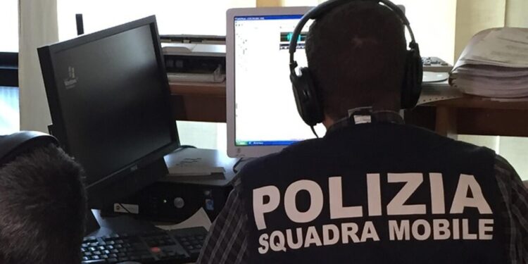 Falsi nudi con l’intelligenza artificiale, denunciato minore a Rimini