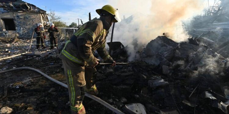 Ucraina, attacchi russi su Kharkiv: un morto. 22mila persone senza elettricità