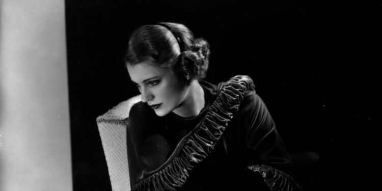 A Forlì una mostra su Lee Miller, tra le fotografe più iconiche del Novecento