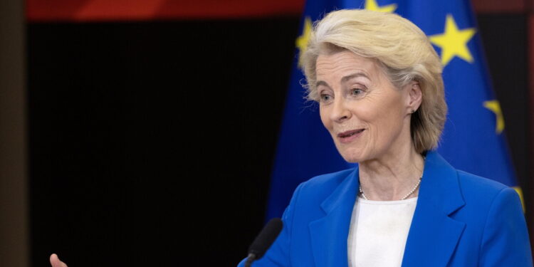 Von der Leyen, ‘lanceremo una task force per aggregare domanda energia Ue’