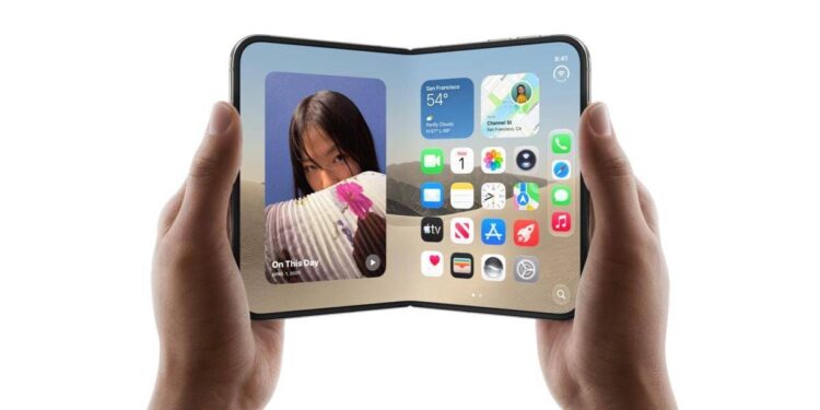 iPhone Duo, lo strato protettivo del display pieghevole si potrà sostituire