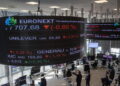 Borsa: l’Europa in calo con balzo petrolio, tensione su titoli di Stato